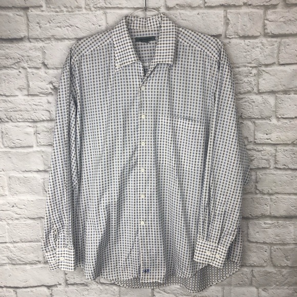 SOLD 🚫 JOHNSTON & MURPHY Geometric Button Down - Picture 2 of 6
